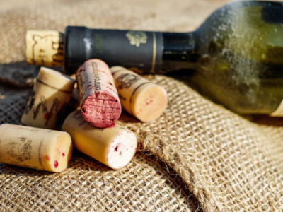 Wine flaws: cork taint